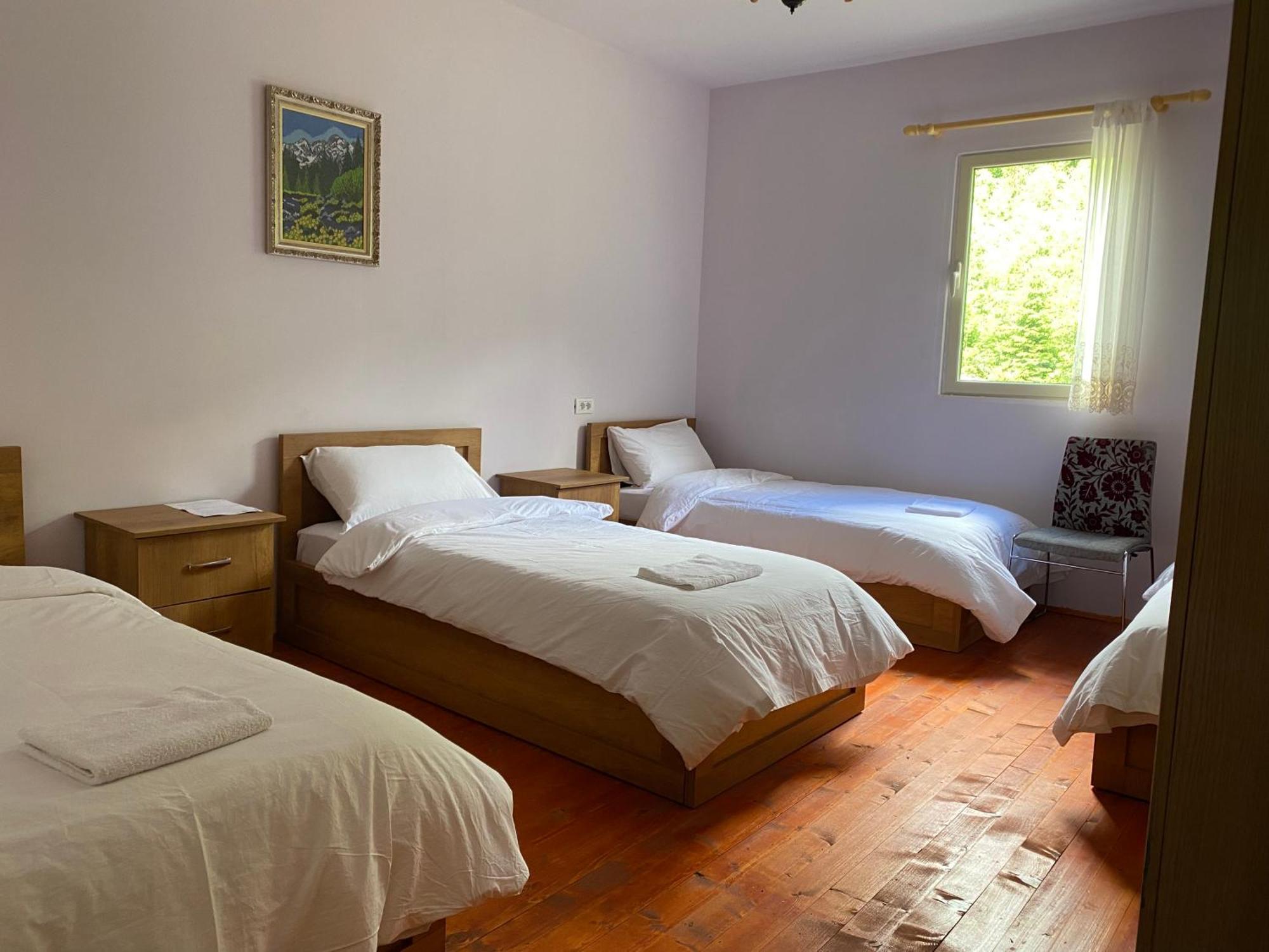 Vita Guesthouse Bajram Curri Экстерьер фото