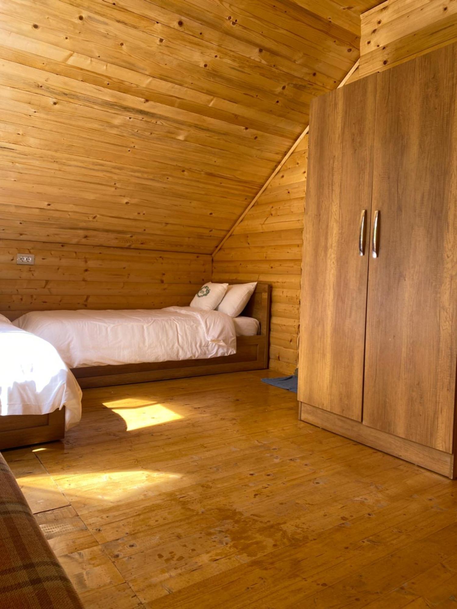 Vita Guesthouse Bajram Curri Экстерьер фото