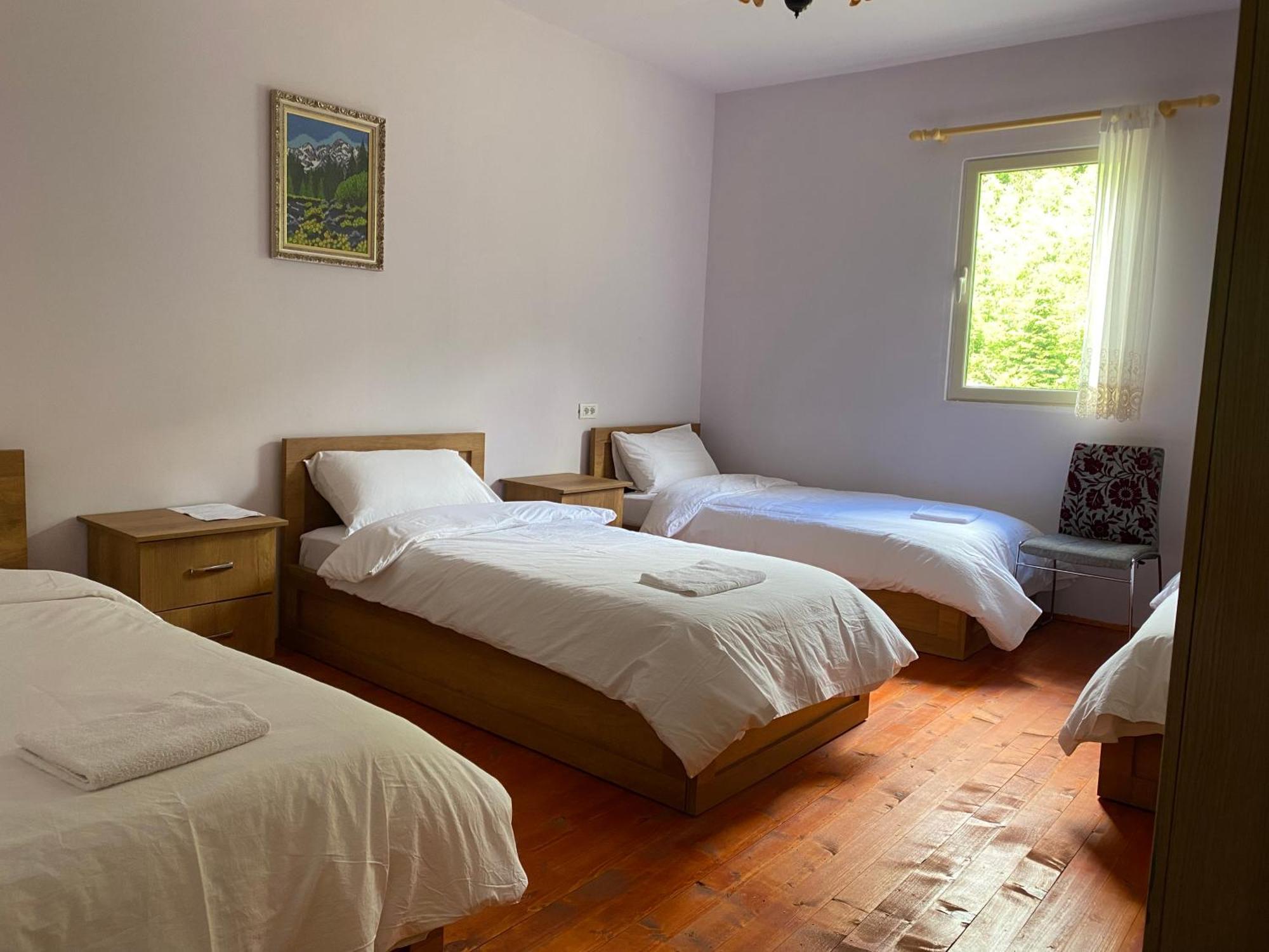 Vita Guesthouse Bajram Curri Экстерьер фото